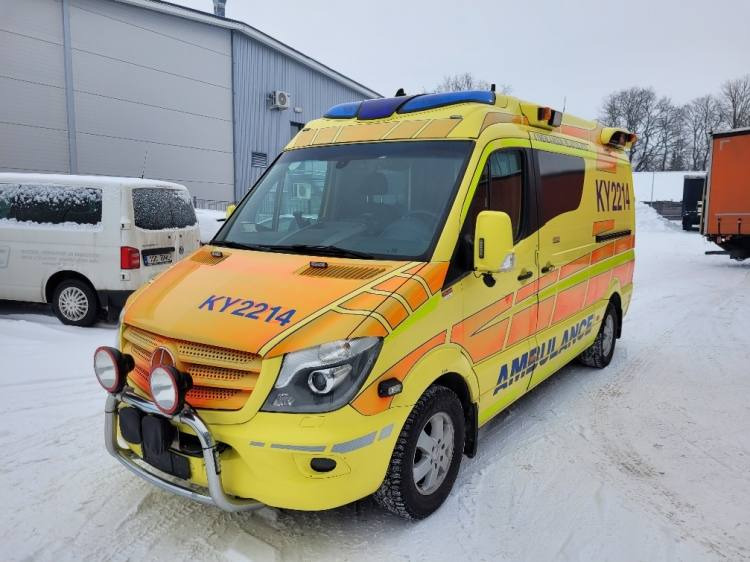 MERCEDES – BENZ SPRINTER 3.0D AMBULANCE (TAMLANS) KLIMA, 11.2016, EURO 6 - Ambulance: photos 2 MERCEDES – BENZ SPRINTER 3.0D AMBULANCE (TAMLANS) KLIMA, 11.2016, EURO 6 - Ambulance: photos 2
