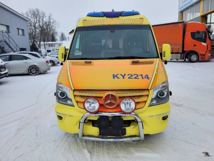 MERCEDES – BENZ SPRINTER 3.0D AMBULANCE (TAMLANS) KLIMA, 11.2016, EURO 6 - Ambulance: photos 3 MERCEDES – BENZ SPRINTER 3.0D AMBULANCE (TAMLANS) KLIMA, 11.2016, EURO 6 - Ambulance: photos 3