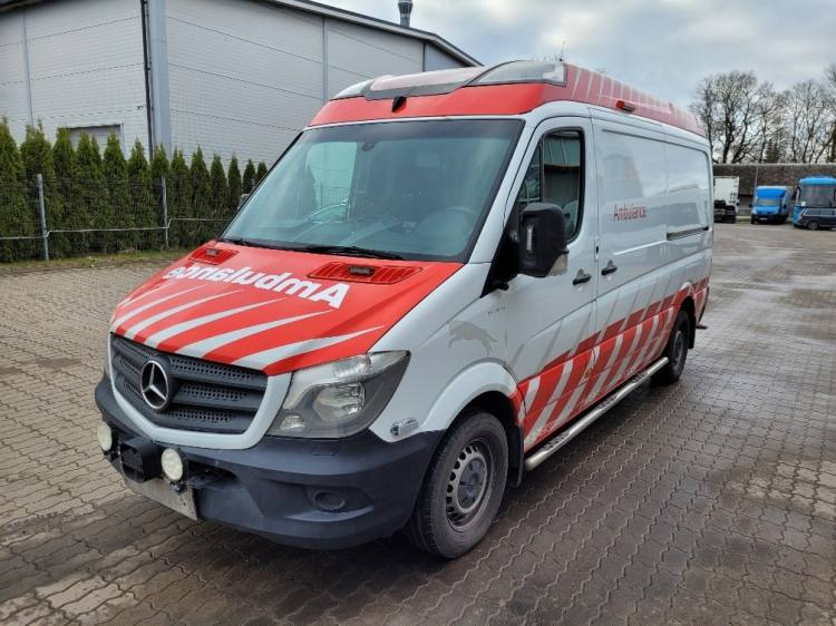 MERCEDES – BENZ SPRINTER 319 3.0D AMBULANCE (PROFILE) KLIMA, 6.2017, EURO 6  - Ambulance: photos 2 MERCEDES – BENZ SPRINTER 319 3.0D AMBULANCE (PROFILE) KLIMA, 6.2017, EURO 6  - Ambulance: photos 2