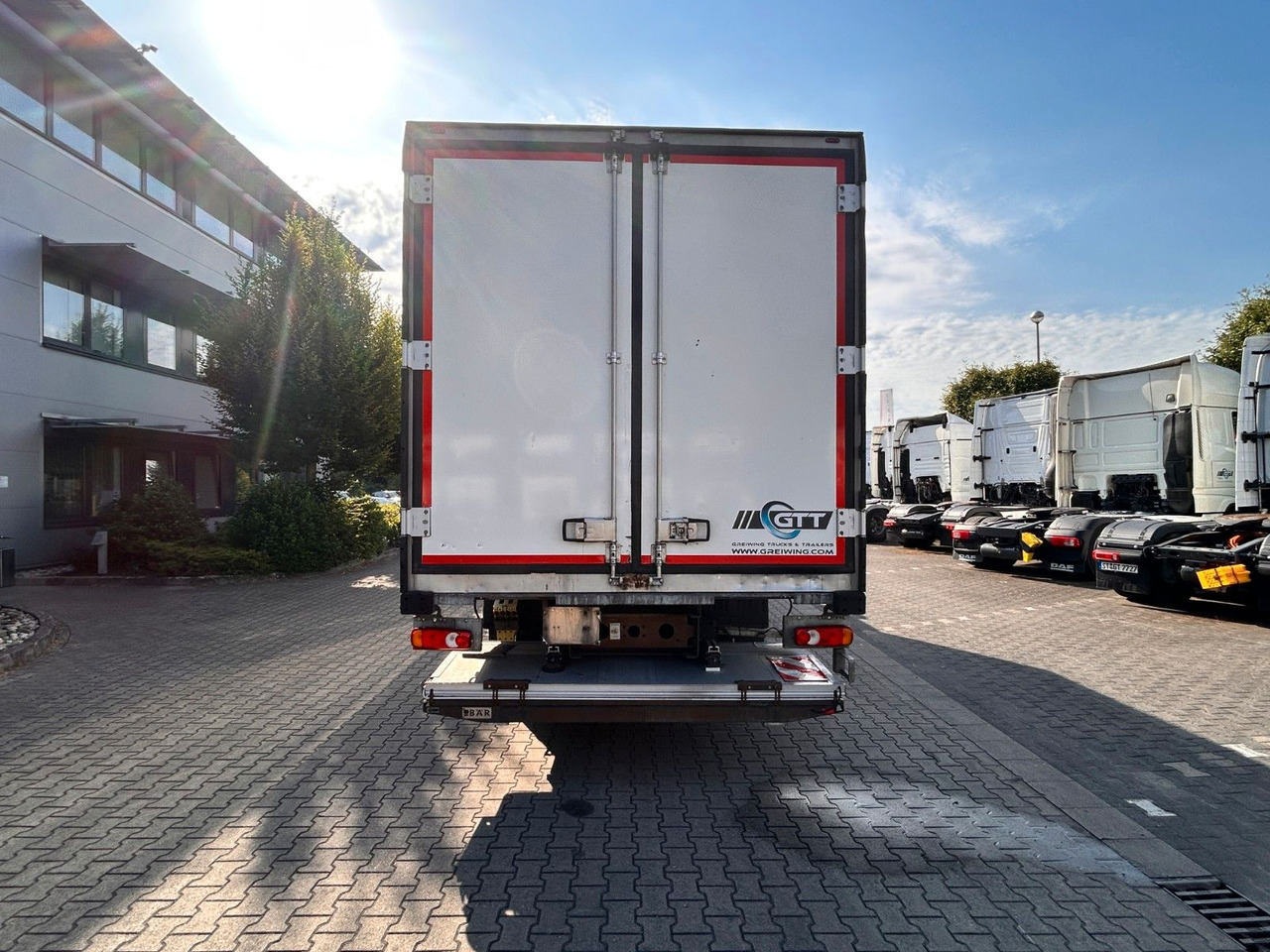 DAF CF 320 FA, 18 To. Monotemp. - Camion frigorifique: photos 4 DAF CF 320 FA, 18 To. Monotemp. - Camion frigorifique: photos 4