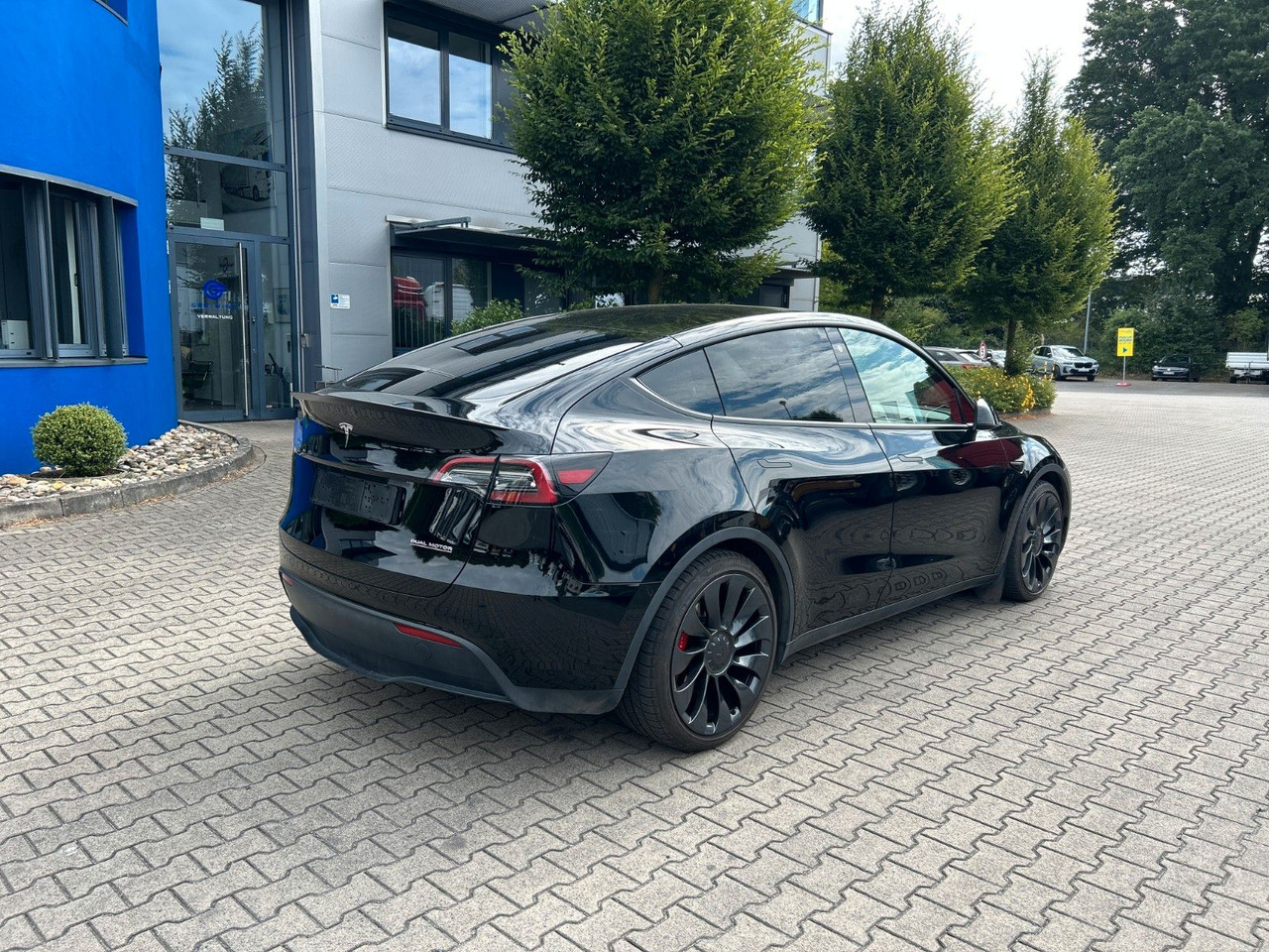 Tesla Model Y Performance Dual AWD - Berline: photos 5 Tesla Model Y Performance Dual AWD - Berline: photos 5