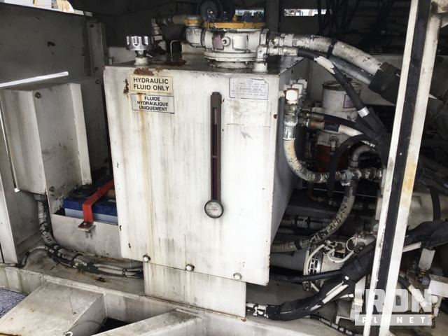 FMC Lower Deck Loader Commander 15 Standard - Chargeur de fret: photos 4 FMC Lower Deck Loader Commander 15 Standard - Chargeur de fret: photos 4
