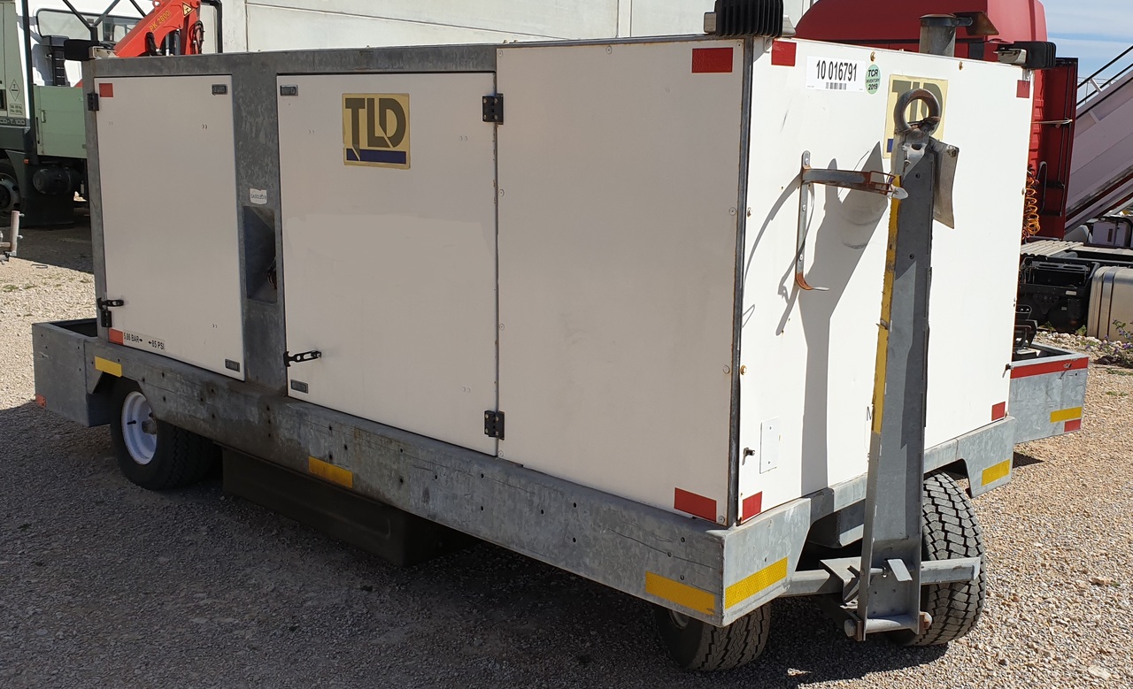 GPU/120 KVA+28V TLD 4120-T-CUP28 - Groupe électrogène au sol: photos 1 GPU/120 KVA+28V TLD 4120-T-CUP28 - Groupe électrogène au sol: photos 1