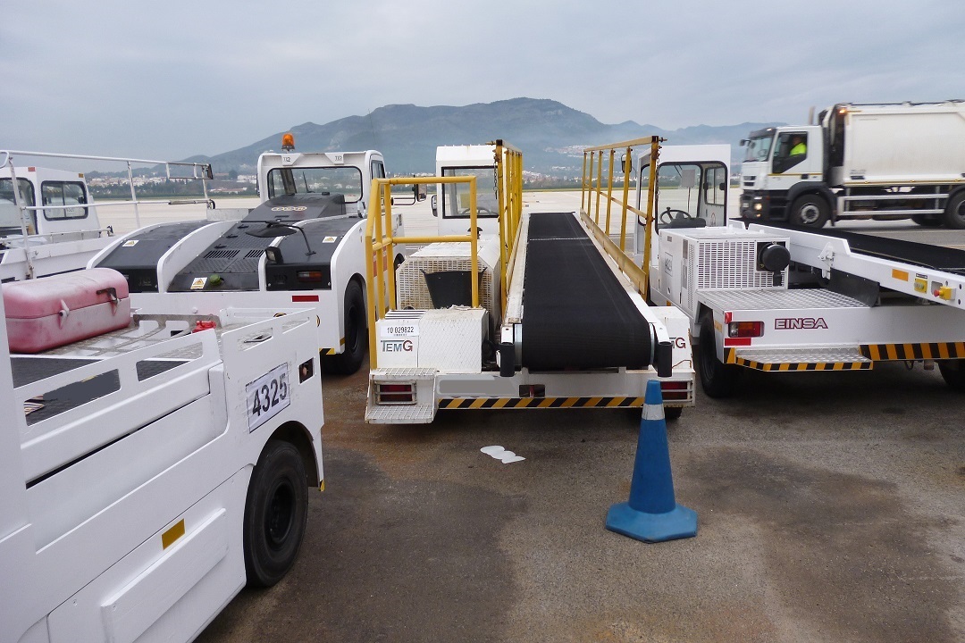 TEMG BELTLOADER TG6000 - Tapis à bagages: photos 5 TEMG BELTLOADER TG6000 - Tapis à bagages: photos 5