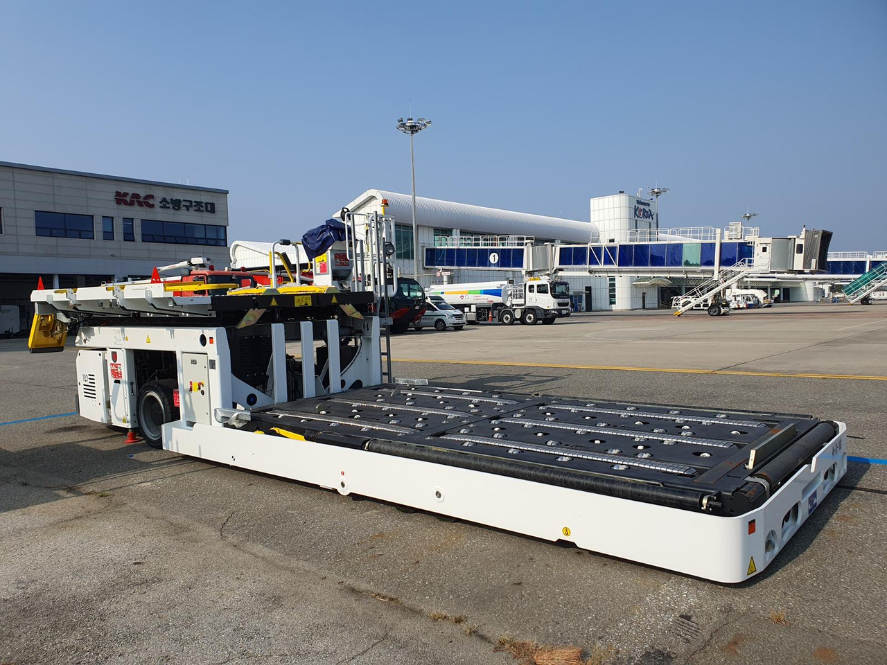 TLD Loader TXL838 - Chargeur de fret: photos 4 TLD Loader TXL838 - Chargeur de fret: photos 4