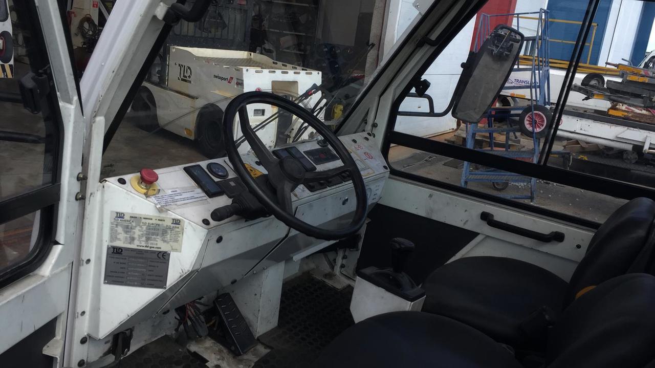 Tracteur d'avions TLD TMX150-9: photos 6