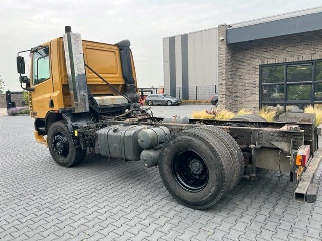 DAF CF 65 FA65.210 CF Right Hand Drive - Châssis cabine: photos 3 DAF CF 65 FA65.210 CF Right Hand Drive - Châssis cabine: photos 3