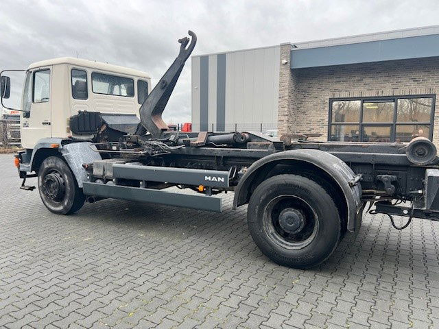 MAN 18.284 18.264 Steel spring - Camion porte-conteneur/ Caisse mobile: photos 4 MAN 18.284 18.264 Steel spring - Camion porte-conteneur/ Caisse mobile: photos 4