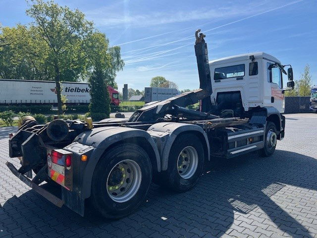 MAN TGA 26.360 TGA 26.360 6x4 Steelspring - Camion porte-conteneur/ Caisse mobile: photos 2 MAN TGA 26.360 TGA 26.360 6x4 Steelspring - Camion porte-conteneur/ Caisse mobile: photos 2