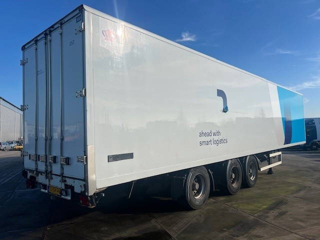 System Trailer PRS 27 - Semi-remorque fourgon: photos 1 System Trailer PRS 27 - Semi-remorque fourgon: photos 1
