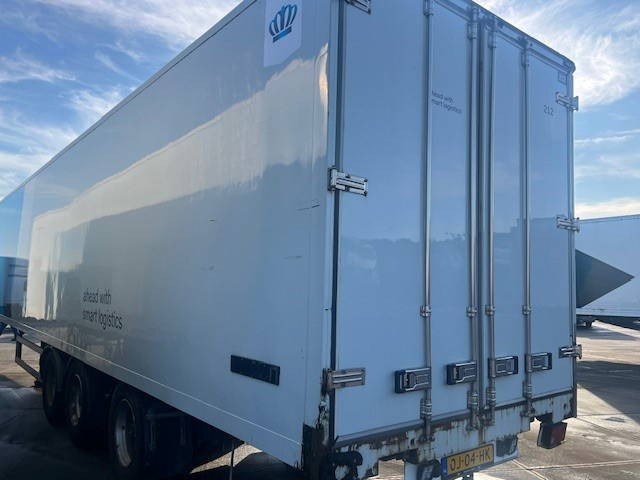 System Trailer PRS 27 - Semi-remorque fourgon: photos 4 System Trailer PRS 27 - Semi-remorque fourgon: photos 4