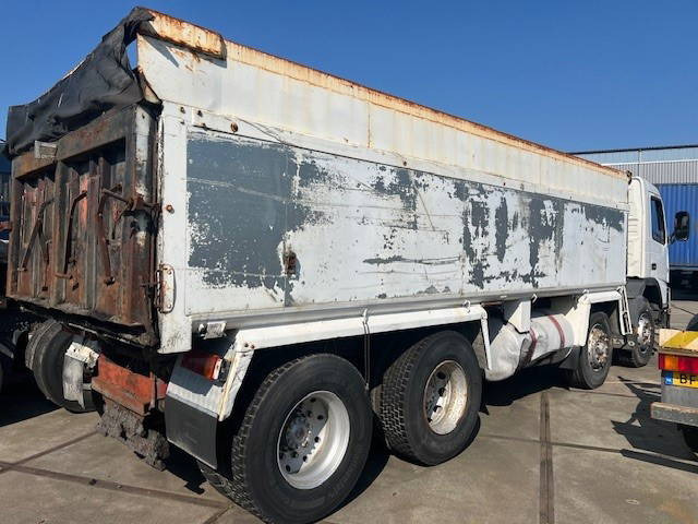 Volvo FM 12 FM12 8x4 - Camion benne: photos 4 Volvo FM 12 FM12 8x4 - Camion benne: photos 4