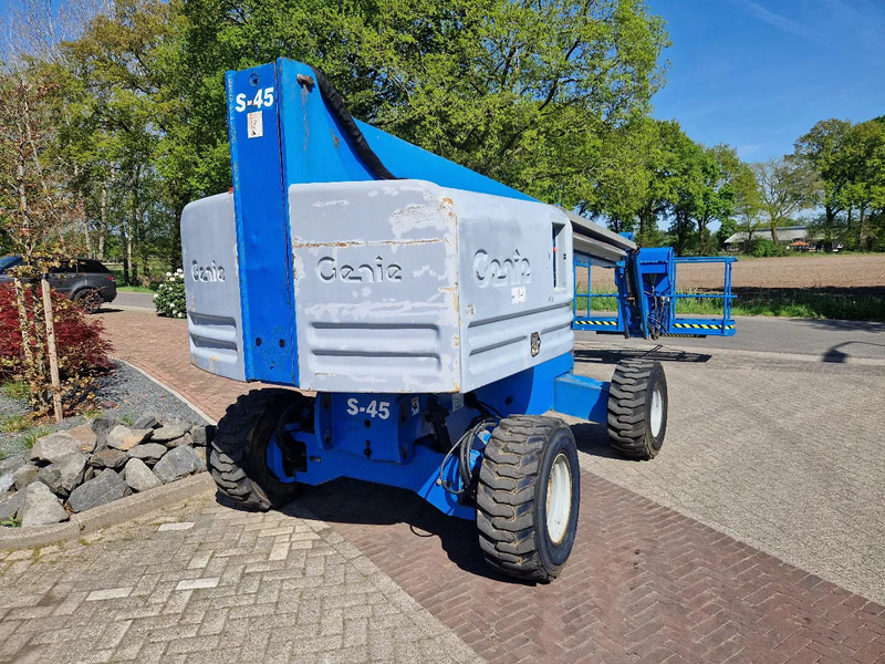 Nacelle télescopique Genie S-45: photos 7 Nacelle télescopique Genie S-45: photos 7