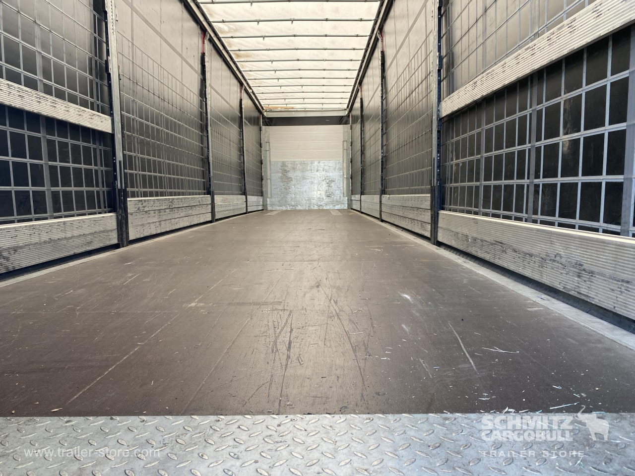 SCHMITZ Curtainsider Standard - Semi-remorque rideaux coulissants: photos 5 SCHMITZ Curtainsider Standard - Semi-remorque rideaux coulissants: photos 5