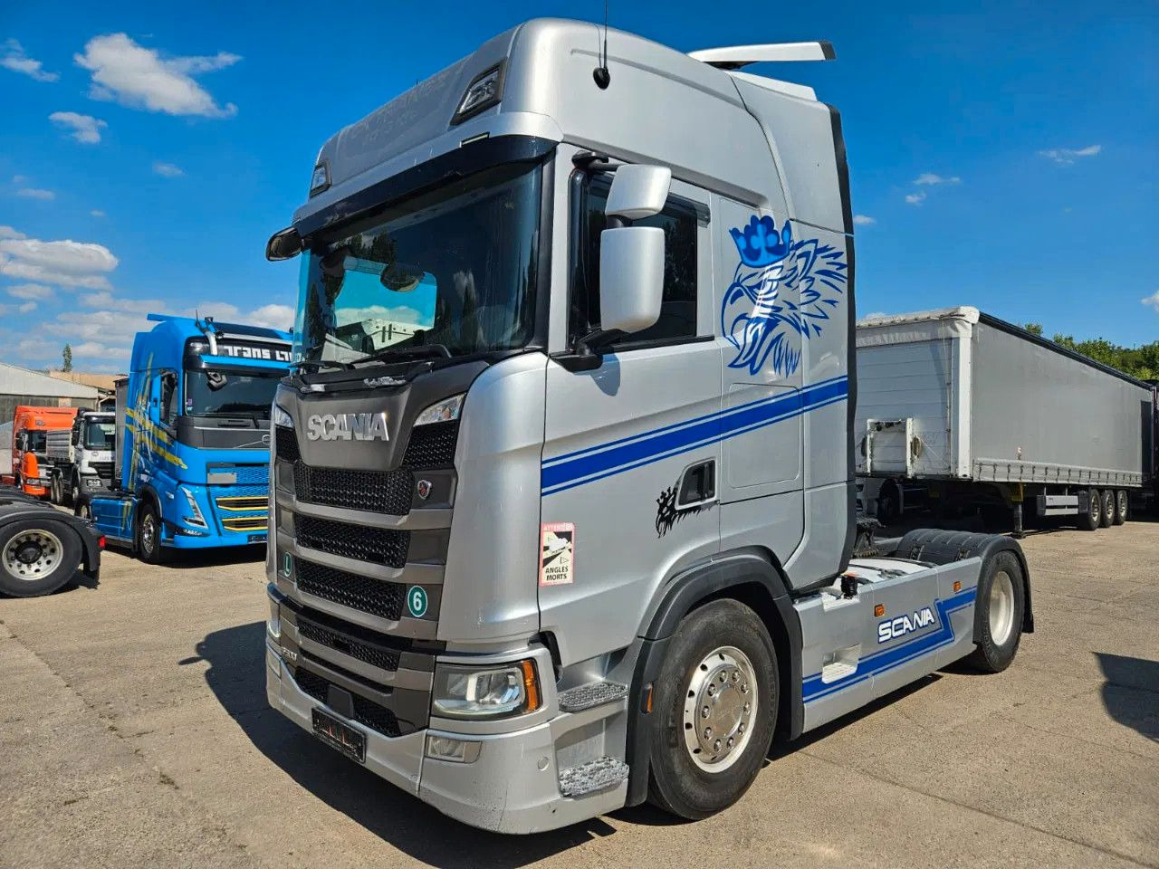 Scania S500 Standklima, 2 fridges, Big Navi, Alloy whee - Tracteur routier: photos 1 Scania S500 Standklima, 2 fridges, Big Navi, Alloy whee - Tracteur routier: photos 1