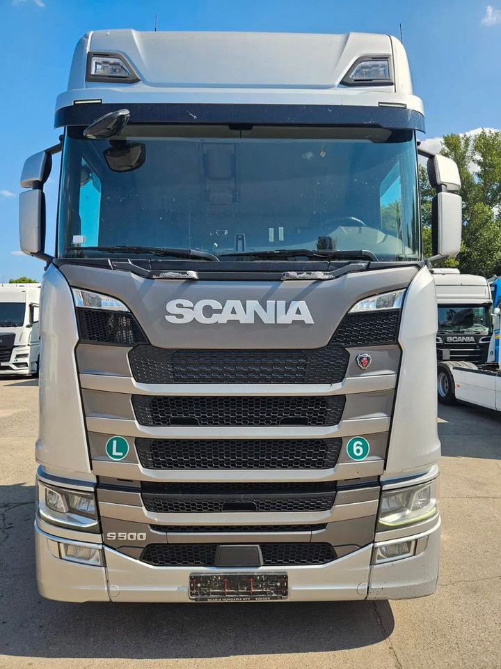 Scania S500 Standklima, 2 fridges, Big Navi, Alloy whee - Tracteur routier: photos 5 Scania S500 Standklima, 2 fridges, Big Navi, Alloy whee - Tracteur routier: photos 5