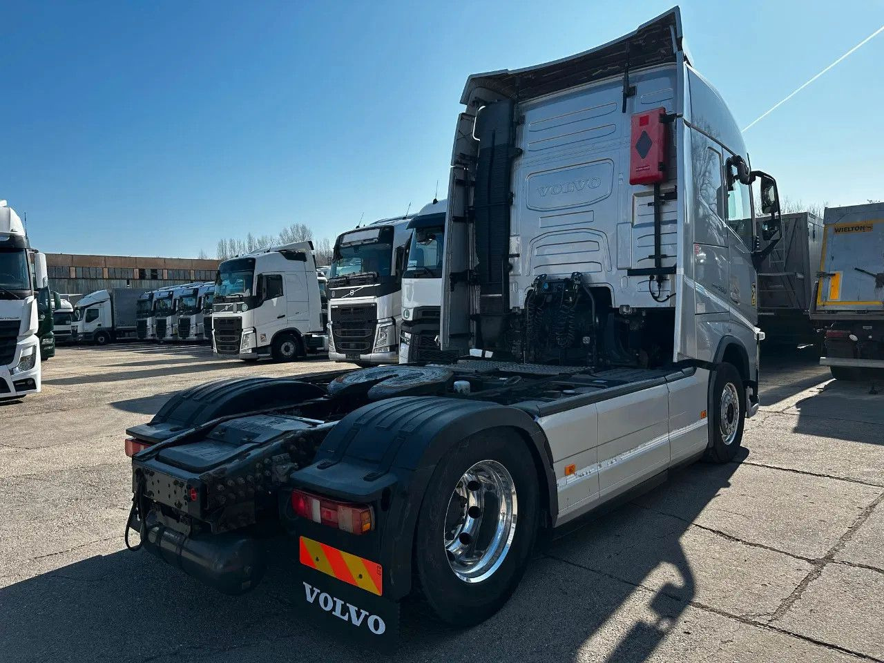 Volvo FH 500 ADR, I-Park, Alloy w. Leather seats, TV s - Tracteur routier: photos 4 Volvo FH 500 ADR, I-Park, Alloy w. Leather seats, TV s - Tracteur routier: photos 4