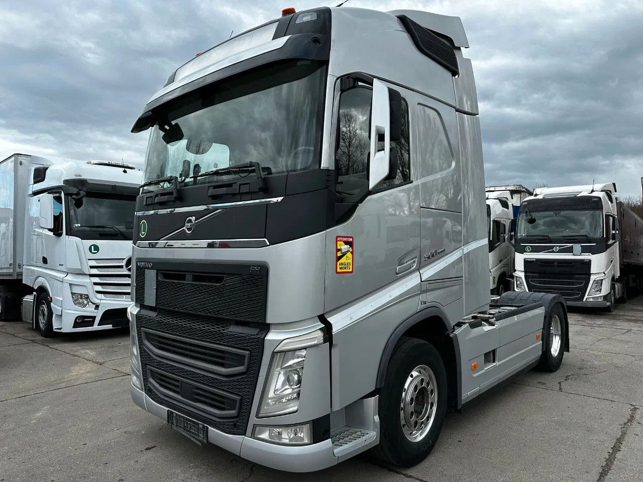 Volvo FH 500 ADR, I-Park, Alloy w. Leather seats, TV s - Tracteur routier: photos 1 Volvo FH 500 ADR, I-Park, Alloy w. Leather seats, TV s - Tracteur routier: photos 1