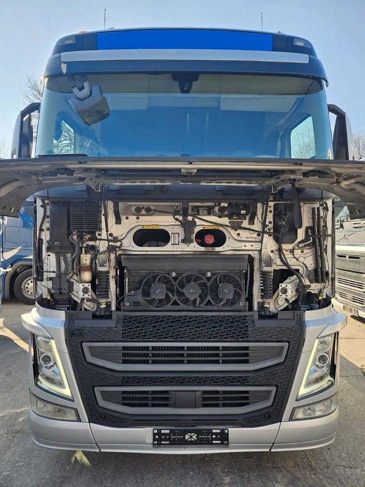 Volvo FH 500 ADR, I-Park, Alloy w. Leather seats, TV s - Tracteur routier: photos 5 Volvo FH 500 ADR, I-Park, Alloy w. Leather seats, TV s - Tracteur routier: photos 5