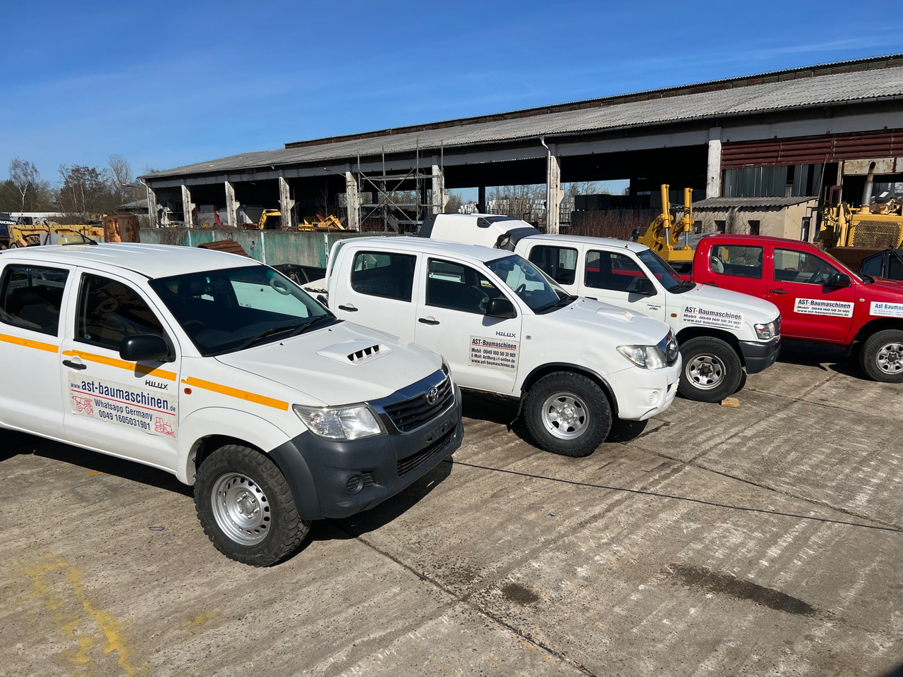TOYOTA Hilux - Pick-up: photos 2 TOYOTA Hilux - Pick-up: photos 2