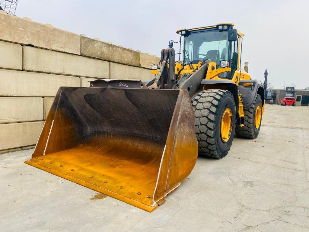 Volvo L 110 H - Chargeuse sur pneus: photos 3 Volvo L 110 H - Chargeuse sur pneus: photos 3