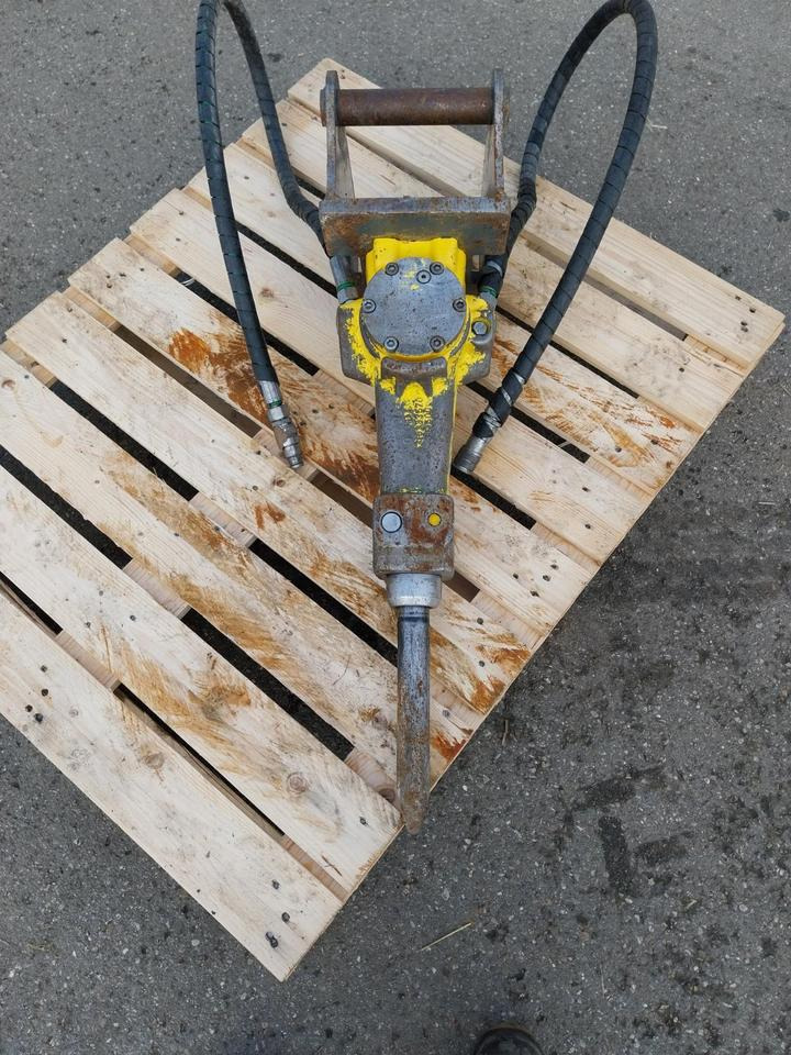 Epiroc SB 52 Atlas Copco Hydraulikhammer MS 01 Meißel Bagger - Marteau hydraulique: photos 1 Epiroc SB 52 Atlas Copco Hydraulikhammer MS 01 Meißel Bagger - Marteau hydraulique: photos 1