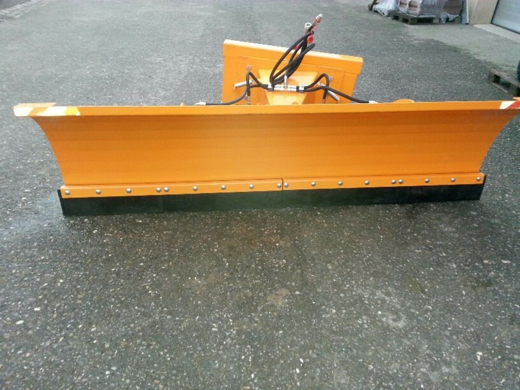 Kramer Schneeschild 2,6m 750, 5075, 850, 950, 1150 - Lame à neige pour Véhicule de voirie/ Spécial: photos 2 Kramer Schneeschild 2,6m 750, 5075, 850, 950, 1150 - Lame à neige pour Véhicule de voirie/ Spécial: photos 2