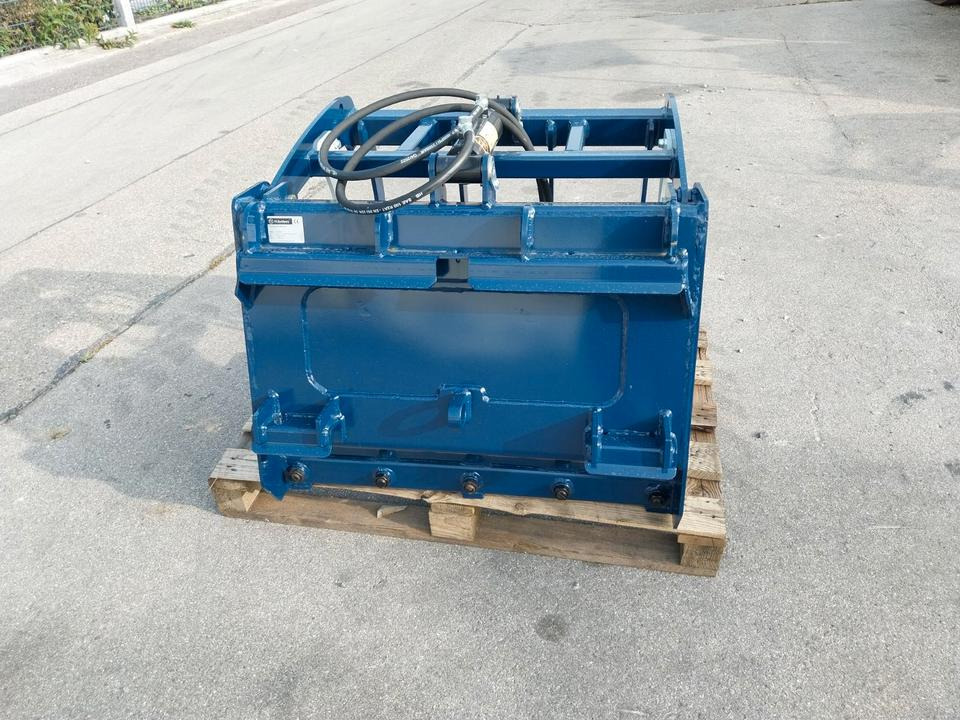 Krokodilgebiss mini Schäffer Greifschaufel Frontlader Hoflader - Matériel d'ensilage: photos 4 Krokodilgebiss mini Schäffer Greifschaufel Frontlader Hoflader - Matériel d'ensilage: photos 4