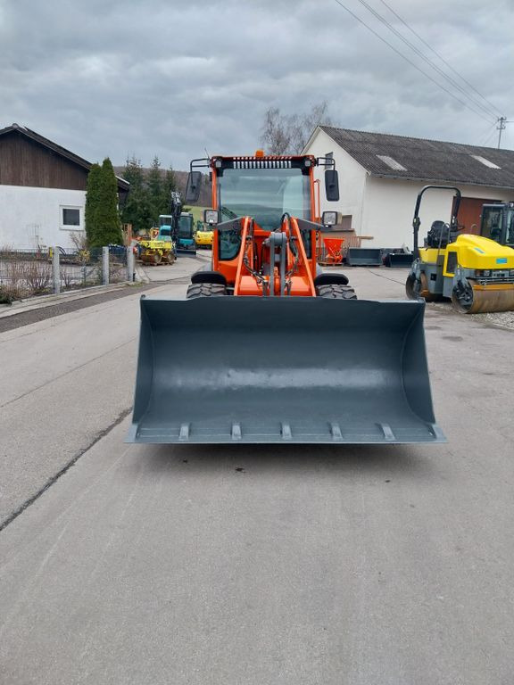 Liebherr 508 - Chargeuse sur pneus: photos 2 Liebherr 508 - Chargeuse sur pneus: photos 2