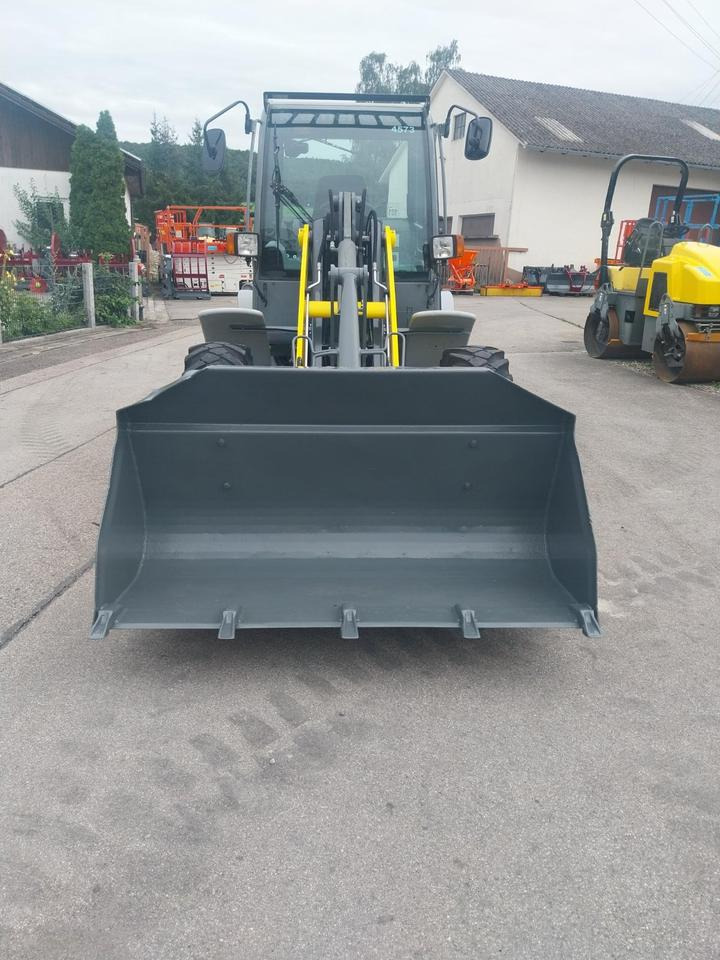 Radlader Kramer 750 Hoflader Lader Schaufellader 5075 850 5065 - Valet de ferme: photos 2 Radlader Kramer 750 Hoflader Lader Schaufellader 5075 850 5065 - Valet de ferme: photos 2