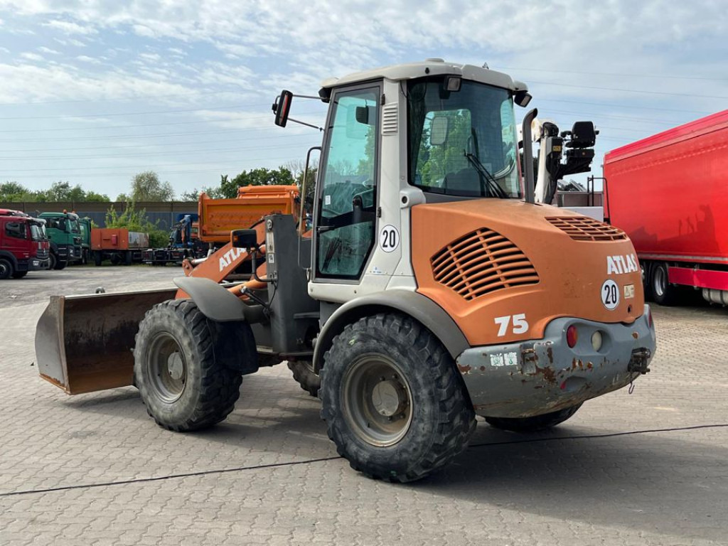 ATLAS F.WEYHAUSEN, WILDESH. ATLAS F.WEYHAUSEN, WILDESH. Radlader Radlader AR 75 - Chargeuse sur pneus: photos 3 ATLAS F.WEYHAUSEN, WILDESH. ATLAS F.WEYHAUSEN, WILDESH. Radlader Radlader AR 75 - Chargeuse sur pneus: photos 3