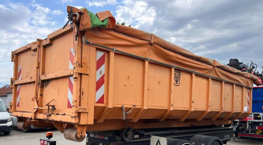 - Camion ampliroll: photos 1 - Camion ampliroll: photos 1