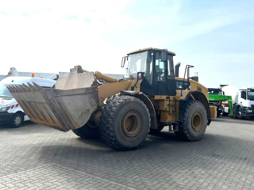 Chargeuse sur pneus CAT Radlader 966 H Radlader: photos 1