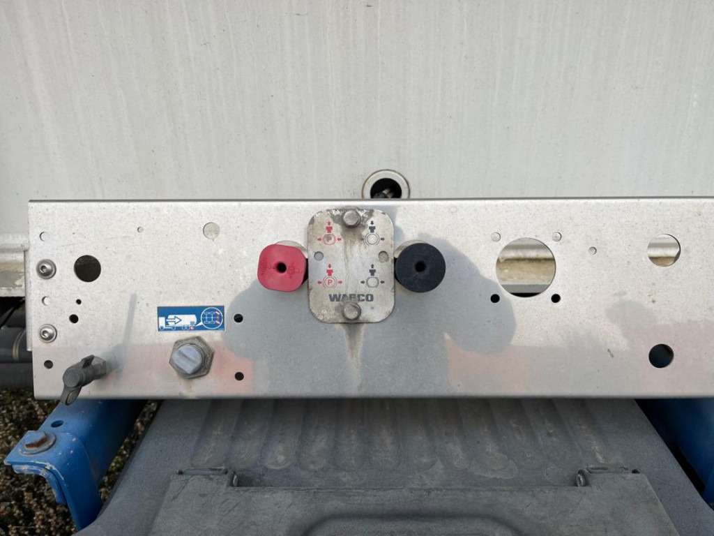 Citerne pulvérulente FELDBINDER FELDBINDER Silo für Staub und Rieselgüter Auflieger EUT 40.3 Zement 40m³, Lenkachse: photos 7 Citerne pulvérulente FELDBINDER FELDBINDER Silo für Staub und Rieselgüter Auflieger EUT 40.3 Zement 40m³, Lenkachse: photos 7