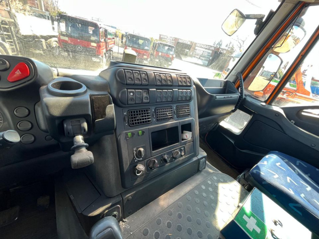 IVECO-MAGIRUS TRACKER AD260T50 6x4 3-Achs Kipper Schalter, Blatt - Camion benne: photos 2 IVECO-MAGIRUS TRACKER AD260T50 6x4 3-Achs Kipper Schalter, Blatt - Camion benne: photos 2