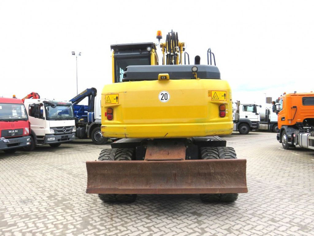 Komatsu Mobilbagger PW 148 - 8 Bagger 6.824h Deutsch top - Pelle sur pneus: photos 5 Komatsu Mobilbagger PW 148 - 8 Bagger 6.824h Deutsch top - Pelle sur pneus: photos 5