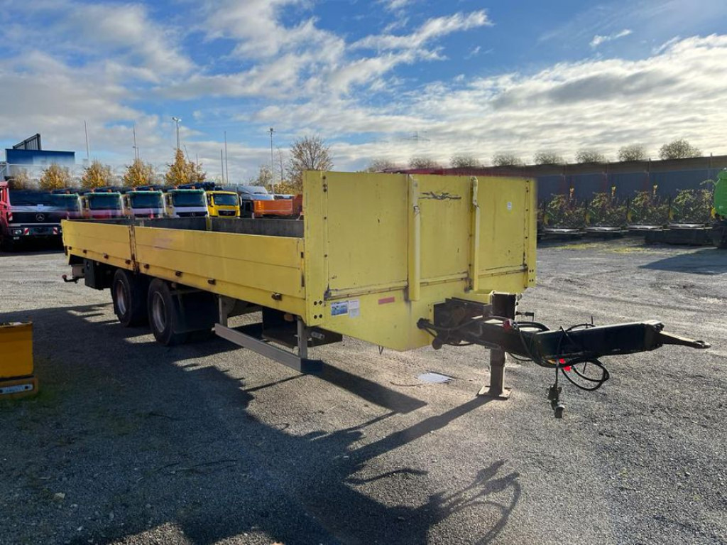 Ladeburg TTL 13,5 ZL Tiefladeranhänger zwillingsbereifter Tandemtieflader Bordwände Alurampen - Remorque porte-engin surbaissée: photos 2 Ladeburg TTL 13,5 ZL Tiefladeranhänger zwillingsbereifter Tandemtieflader Bordwände Alurampen - Remorque porte-engin surbaissée: photos 2