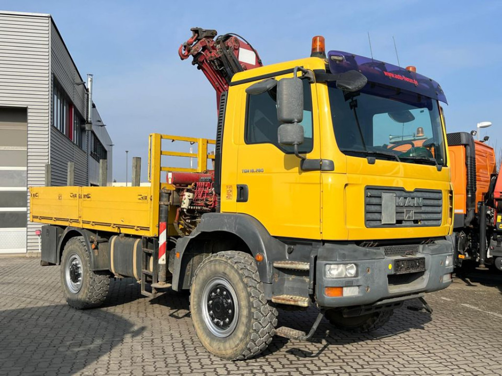 MAN MAN TG-M Pritsche Kran 18.280 4x4 Singelreifen Funkfernbedienung - Camion plateau, Camion grue: photos 2 MAN MAN TG-M Pritsche Kran 18.280 4x4 Singelreifen Funkfernbedienung - Camion plateau, Camion grue: photos 2