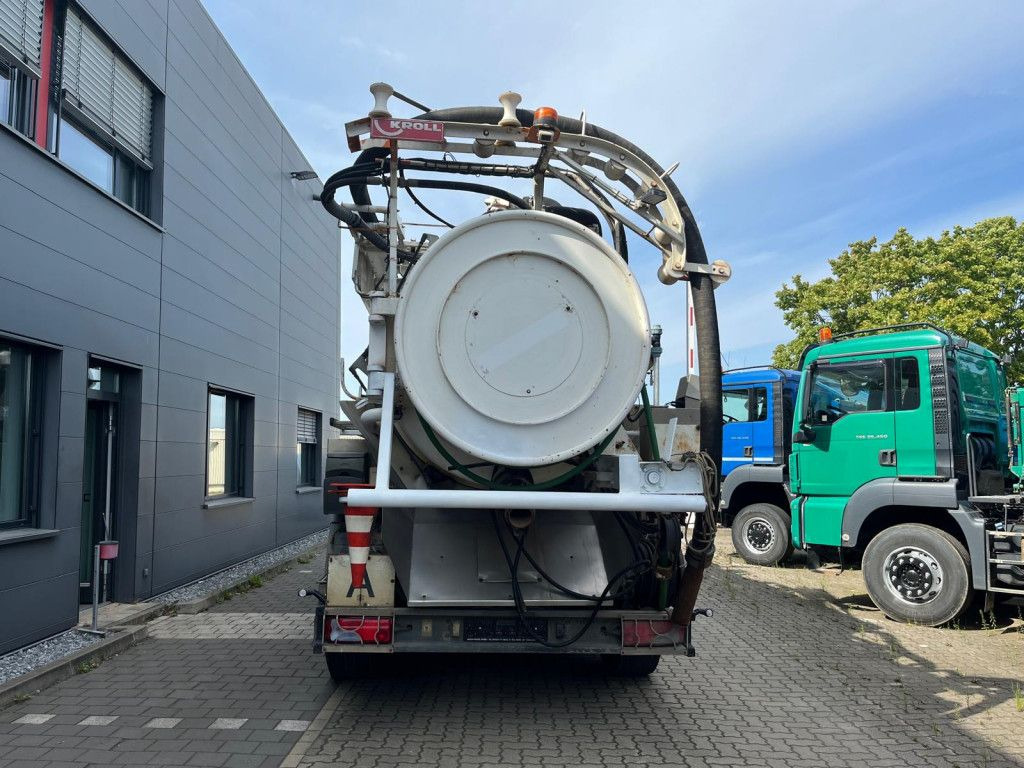 MAN TG-A 28.400 6x4-4 BL Saug + Spülwagen Funk - Camion hydrocureur: photos 4 MAN TG-A 28.400 6x4-4 BL Saug + Spülwagen Funk - Camion hydrocureur: photos 4