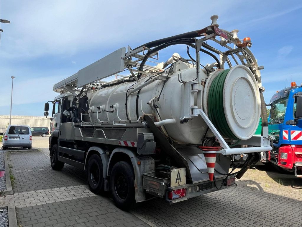 MAN TG-A 28.400 6x4-4 BL Saug + Spülwagen Funk - Camion hydrocureur: photos 3 MAN TG-A 28.400 6x4-4 BL Saug + Spülwagen Funk - Camion hydrocureur: photos 3