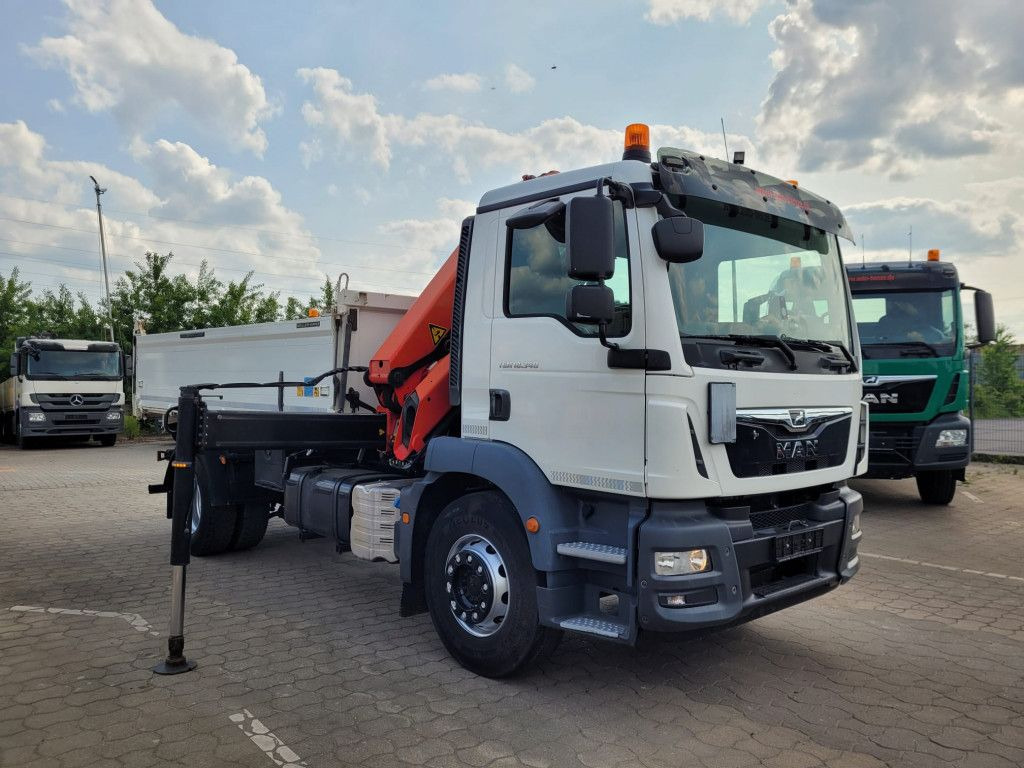 MAN TG-M 18.340 4x2 2-Achs Kipper Kran Palf. PK 130 - Camion benne, Camion grue: photos 2 MAN TG-M 18.340 4x2 2-Achs Kipper Kran Palf. PK 130 - Camion benne, Camion grue: photos 2