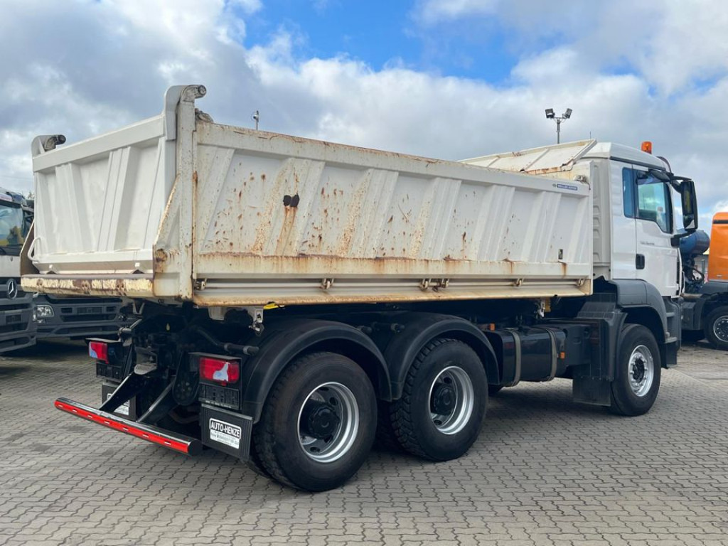 Camion benne MAN TG-S 26.440 6x4 BB 3-Achs Kipper Schalter: photos 8