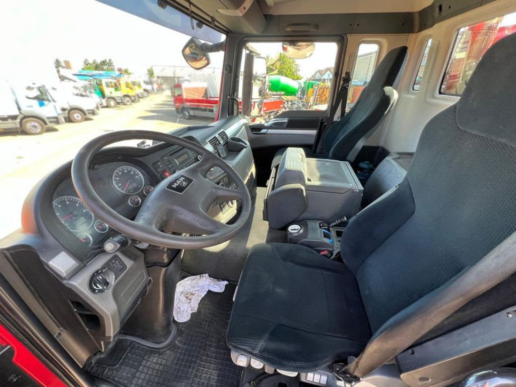 MAN TG-S 26.440 6x6 3-Achs Allradkipper Bordmatik - Camion benne: photos 5 MAN TG-S 26.440 6x6 3-Achs Allradkipper Bordmatik - Camion benne: photos 5