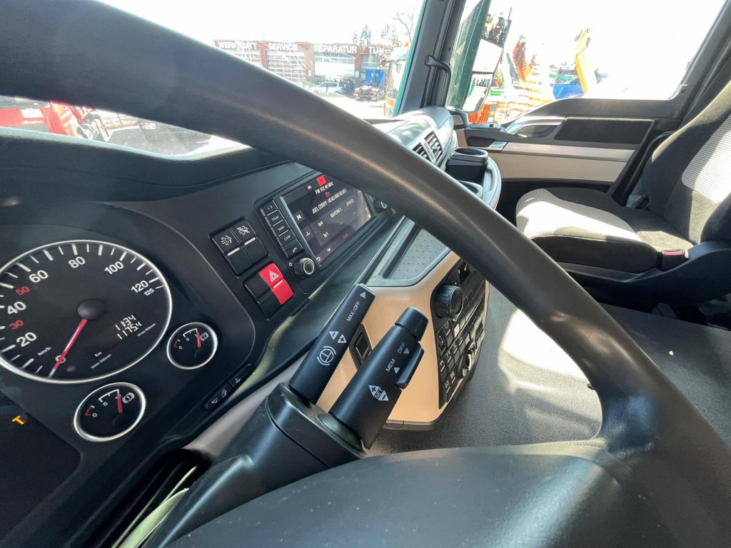 Camion benne MAN TG-S 26.460 6x4 BB 3-Achs Kipper: photos 11