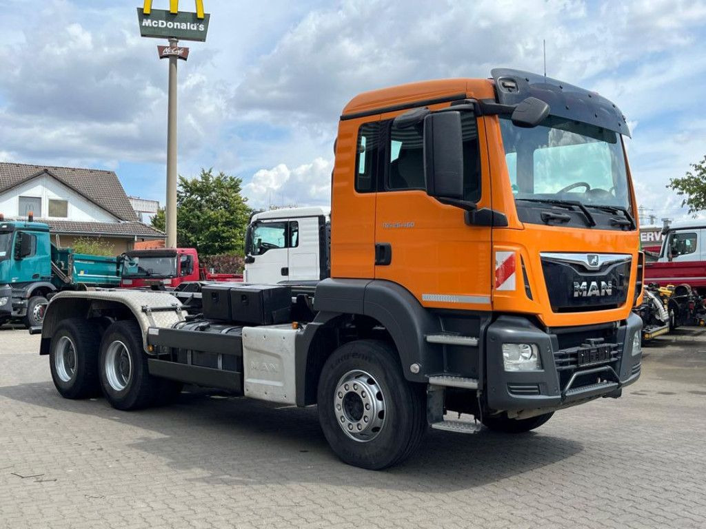 MAN TG-S 26.460 6x4 BB Abrollkipper kurzer Radstand - Camion ampliroll: photos 2 MAN TG-S 26.460 6x4 BB Abrollkipper kurzer Radstand - Camion ampliroll: photos 2
