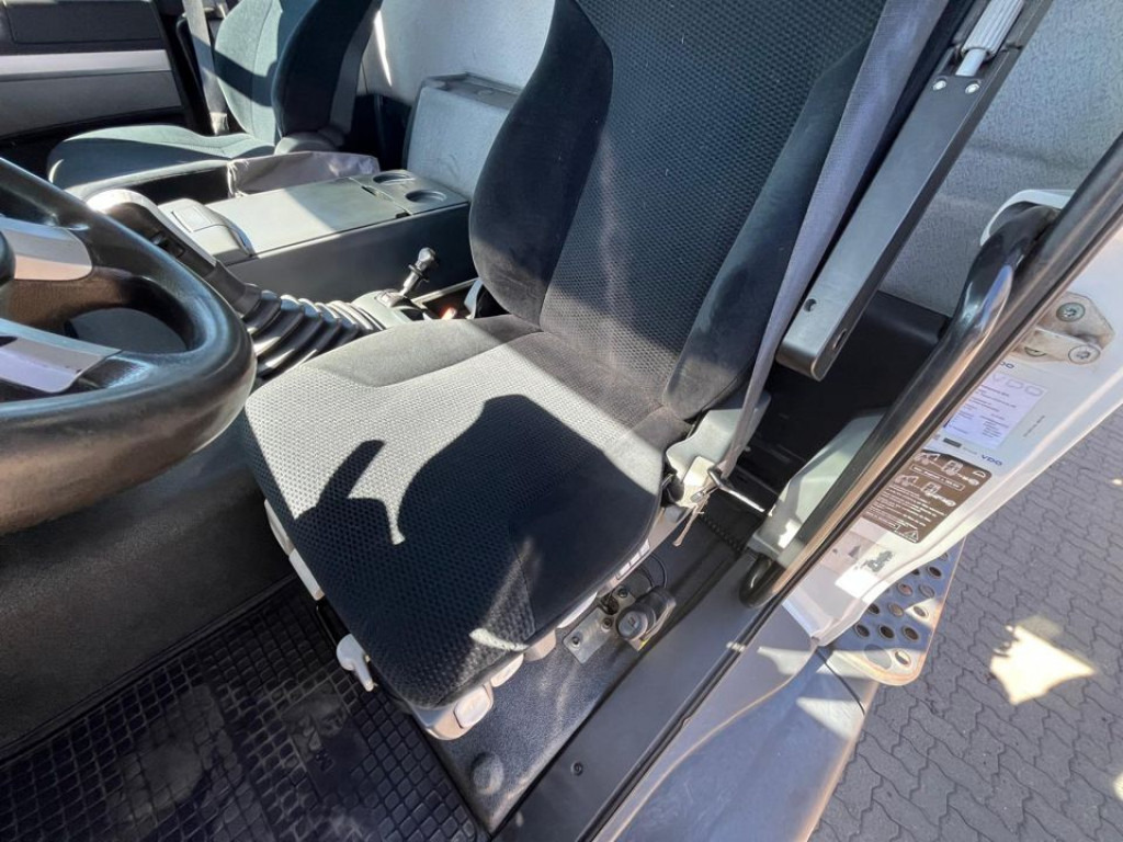 MAN TG-S 35.400 8x6H 4 Achs Muldenkipper Carnehl - Camion benne: photos 4 MAN TG-S 35.400 8x6H 4 Achs Muldenkipper Carnehl - Camion benne: photos 4