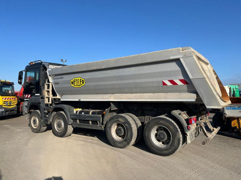 MAN TG-S 35.460 8x6 BB 4 Achs Muldenkipper Meiller 1 - Camion benne: photos 3 MAN TG-S 35.460 8x6 BB 4 Achs Muldenkipper Meiller 1 - Camion benne: photos 3
