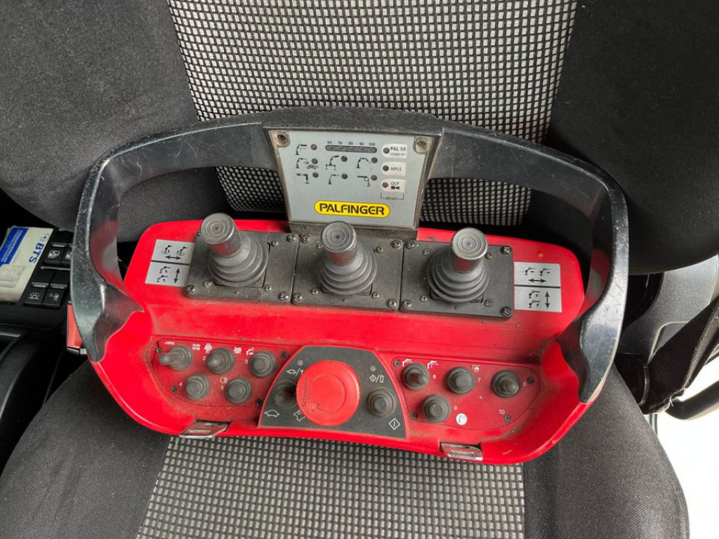 Camion plateau, Camion grue MAN TG-X 26.460 6x2-2 BL Pritsche Kran PK 24.001 Funk Lenk: photos 6 Camion plateau, Camion grue MAN TG-X 26.460 6x2-2 BL Pritsche Kran PK 24.001 Funk Lenk: photos 6