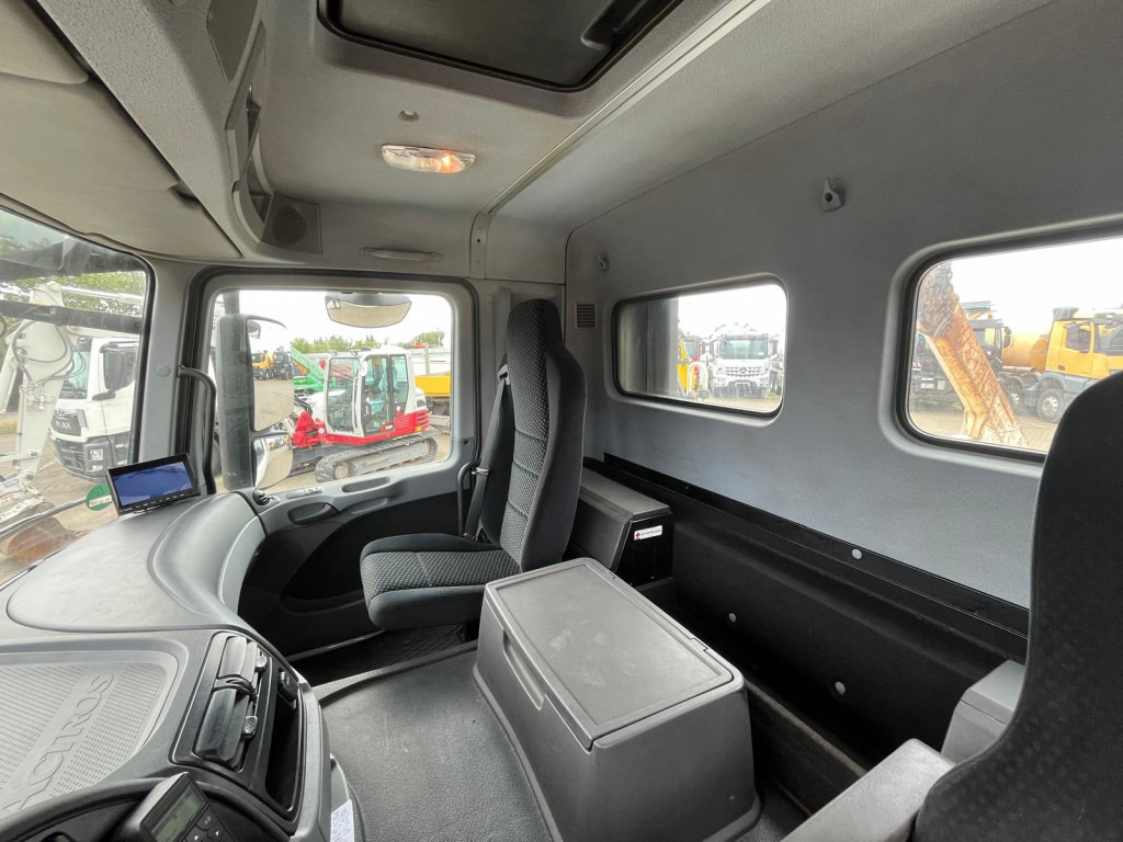 MERCEDES-BENZ Actros 2541 L6x2 Absetzkipper Meiller - Camion multibenne: photos 4 MERCEDES-BENZ Actros 2541 L6x2 Absetzkipper Meiller - Camion multibenne: photos 4