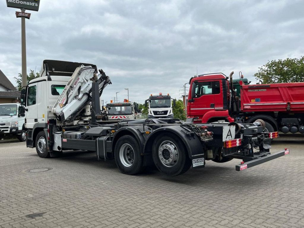 Mercedes-Benz Actros 2541 L6x2 Abrollkipper mit Kran Funk+Grei - Camion grue: photos 3 Mercedes-Benz Actros 2541 L6x2 Abrollkipper mit Kran Funk+Grei - Camion grue: photos 3